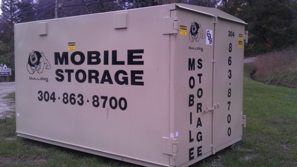 Storage unit with double doors